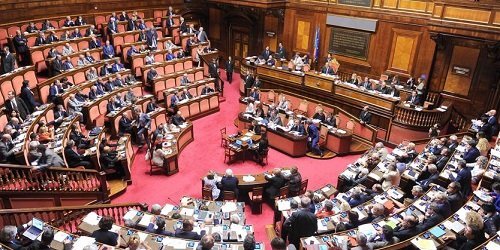 Senato, ddl di Forza Italia su rivalutazione trattamenti pensionistici: oltre 3,7 miliardi da reperire in tre anni tramite incremento Preu su slot e vlt senato
