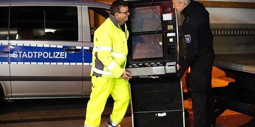 Slot. L’industria tedesca chiede regole chiare e stringenti : ‘Solo così si garantisce il mercato legale’ Slot. L’industria tedesca chiede regole chiare e stringenti : ‘Solo così si garantisce il mercato legale’