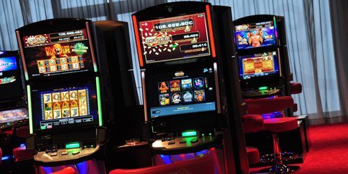 Lombardia. Cosa resta della legge sul gioco d’azzardo? Distanziometro, orari e il buio totale sui soldi delle sanzioni Lombardia. Cosa resta della legge sul gioco d’azzardo? Distanziometro, orari e il buio totale sui soldi delle sanzioni