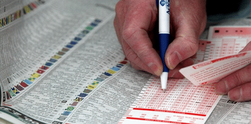 A TESTA ALTA. “Rischiate di fare una strage”. Scrive Rosario, titolare di un’agenzia di scommesse nel Messinese scommesse