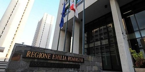 Emilia Romagna, la giunta approva nuova delibera applicativa su chiusura sale giochi e proroghe. Ecco il testo emilia romagna