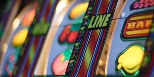 Slot, nel 2017 gli italiani hanno speso 10,4 mld di euro, oltre 6 mld all’Erario slot