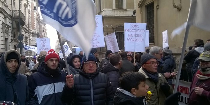 Piemonte. La Lega firma proposta di legge che eliminerà retroattività distanziometro per le attività di gioco legale Piemonte. La Lega firma proposta di legge che eliminerà retroattività distanziometro per le attività di gioco legale