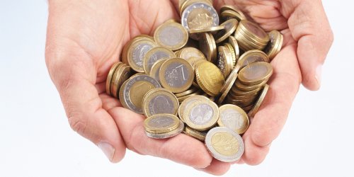 Erario. Tra gennaio e agosto dai giochi entrate tributarie per oltre 9.465 milioni di euro. 3.805 milioni solo da slot e videolotterie Erario. Tra gennaio e agosto dai giochi entrate tributarie per oltre 9.465 milioni di euro. 3.805 milioni solo da slot e videolotterie
