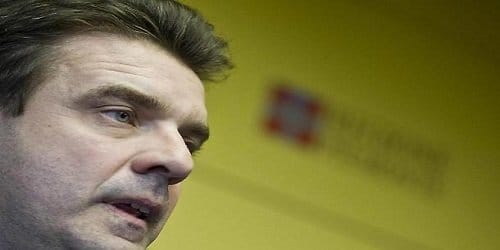 Roberto Cota: “Restrizioni ai giochi leciti? E’ una violazione di un diritto previsto dalla Costituzione” Roberto Cota: “Restrizioni ai giochi leciti? E’ una violazione di un diritto previsto dalla Costituzione”