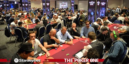 THE POKER ONE BY STANLEYBET, record nel DAY 1/B, garantito polverizzato THE POKER ONE BY STANLEYBET, record nel DAY 1/B, garantito polverizzato