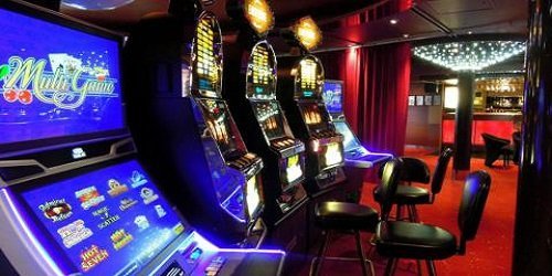 Repubblica Ceca. Slot e sale giochi in forte calo, ma i giocatori spendono ancora di più nell’azzardo Repubblica Ceca. Slot e sale giochi in forte calo, ma i giocatori spendono ancora di più nell’azzardo