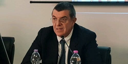 Tavola rotonda “Dalla modernizzazione al proibizionismo”, Schettino (Gamenet): siamo il presidio dello Stato nel settore del gioco, vogliamo regole chiare Tavola rotonda “Dalla modernizzazione al proibizionismo”, Schettino (Gamenet): siamo il presidio dello Stato nel settore del gioco, vogliamo regole chiare