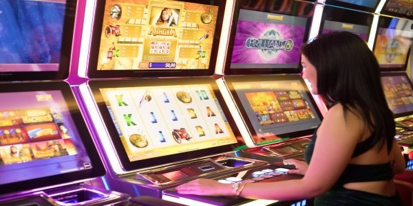 Giochi e scommesse, nel mese di novembre l’indice AGEM scende del 10,9% casino