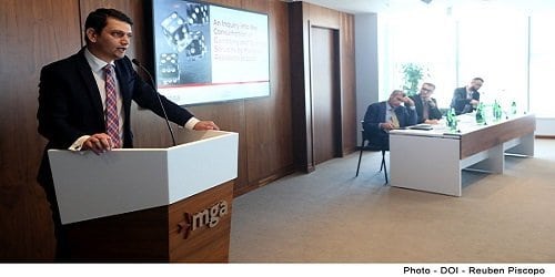 Malta. Il 52% degli abitanti spende poco più di 10 euro la settimana per il gioco d’azzardo Malta. Il 52% degli abitanti spende poco più di 10 euro la settimana per il gioco d’azzardo