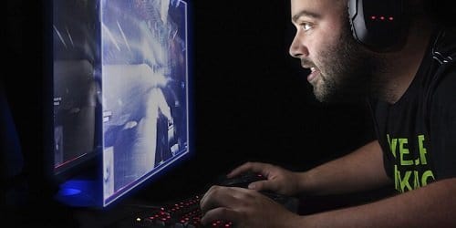 Dipendenza da videogiochi, Zampa (sottosegretaria salute): ‘Al lavoro su prevenzione e formazione’. Sutto (Lega): ‘Serve costante attenzione su tema’ Dipendenza da videogiochi, Zampa (sottosegretaria salute): ‘Al lavoro su prevenzione e formazione’. Sutto (Lega): ‘Serve costante attenzione su tema’
