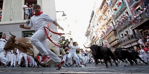 Gieffe lancia Bull Ranner, tutta l’emozione della corsa dei Tori di Pamplona in modalità virtual Gieffe lancia Bull Ranner, tutta l’emozione della corsa dei Tori di Pamplona in modalità virtual