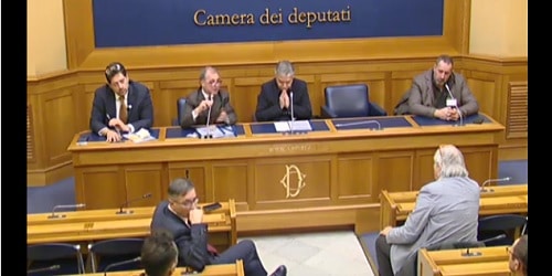 Palese (AGCAI) : “Noi non vogliamo l’azzardo, lo Stato con le slot rovina i giocatori” Palese (AGCAI) : “Noi non vogliamo l’azzardo, lo Stato con le slot rovina i giocatori”