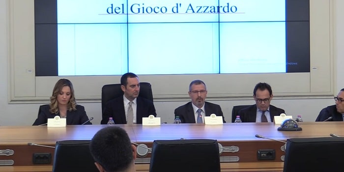 Endrizzi (M5S): ‘Intervenire sulla riduzione dell’offerta di gioco d’azzardo e smettere di incentivarlo anche con la pubblicità’ Endrizzi (M5S): ‘Intervenire sulla riduzione dell’offerta di gioco d’azzardo e smettere di incentivarlo anche con la pubblicità’