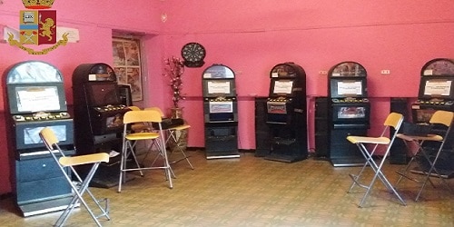 Torino, contrasto al gioco illegale. Polizia: controllati 38 esercizi pubblici: elevate 280.000 euro di sanzioni (foto) Torino, contrasto al gioco illegale. Polizia: controllati 38 esercizi pubblici: elevate 280.000 euro di sanzioni (foto)