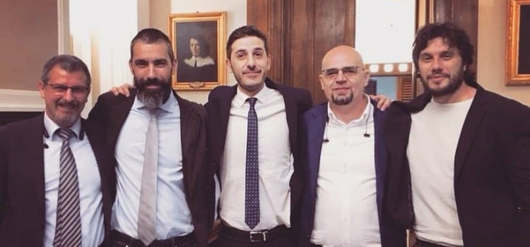 Il Sottosegretario Alessio Villarosa incontra esponenti del M5S per un incontro sul tema del gioco d’azzardo Il Sottosegretario Alessio Villarosa incontra esponenti del M5S per un incontro sul tema del gioco d’azzardo