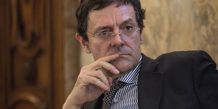 Manovra, Becchetti (economista): “Gli italiani non scendono in piazza se aumentano le tasse sull’azzardo” Manovra, Becchetti (economista): “Gli italiani non scendono in piazza se aumentano le tasse sull’azzardo”
