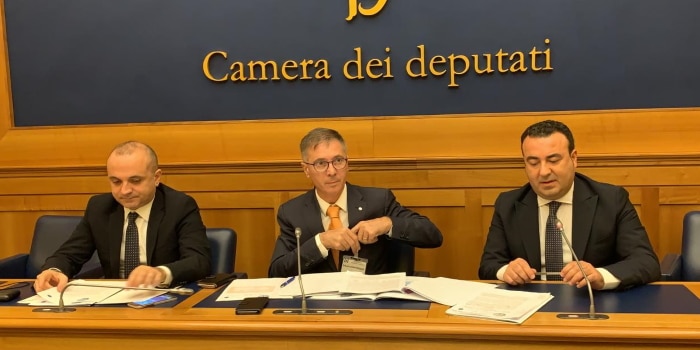 Nuovo aumento Preu, Distante (Sapar): ‘A rischio l’intera filiera del gioco. Il settore è diventato un bancomat’ (video) Nuovo aumento Preu, Distante (Sapar): ‘A rischio l’intera filiera del gioco. Il settore è diventato un bancomat’ (video)