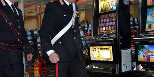 Vibo Valentia, denunciato titolare sala giochi in provincia per mancato rispetto Decreto Coronavirus Vibo Valentia, denunciato titolare sala giochi in provincia per mancato rispetto Decreto Coronavirus