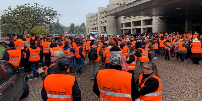 Emilia Romagna, in corso manifestazione operatori gioco pubblico per chiedere incontro con il presidente Bonaccini Emilia Romagna, in corso manifestazione operatori gioco pubblico per chiedere incontro con il presidente Bonaccini