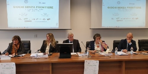 Università di Salerno, De Rosa (Presidente Osservatorio Internazionale sul Gioco): ‘C’è un problema di pregiudizio’ (video) Università di Salerno, De Rosa (Presidente Osservatorio Internazionale sul Gioco): ‘C’è un problema di pregiudizio’ (video)