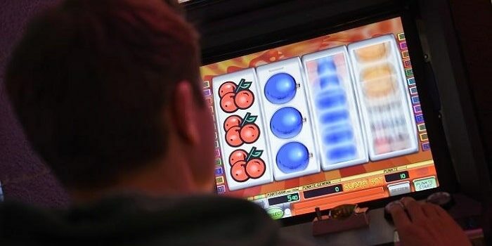 Riccione (RN), Comune aderisce a protocollo d’intesa per strategia integrata contro gioco illegale e patologico Casino online