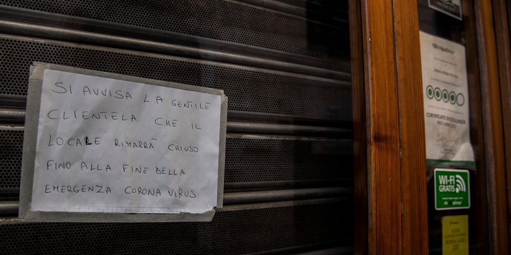 Coronavirus, Gran Bretagna verso nuovo piano contro pandemia: al terzo livello di allerta stop totale per locali di scommesse Coronavirus, Gran Bretagna verso nuovo piano contro pandemia: al terzo livello di allerta stop totale per locali di scommesse