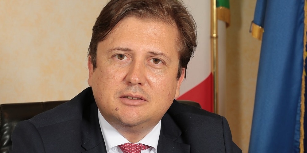 Sileri (Sottosegretario Salute): “Ci sono regioni che rischiano il cambio colore”. Sardegna a rischio arancione Sileri (Sottosegretario Salute): “Ci sono regioni che rischiano il cambio colore”. Sardegna a rischio arancione