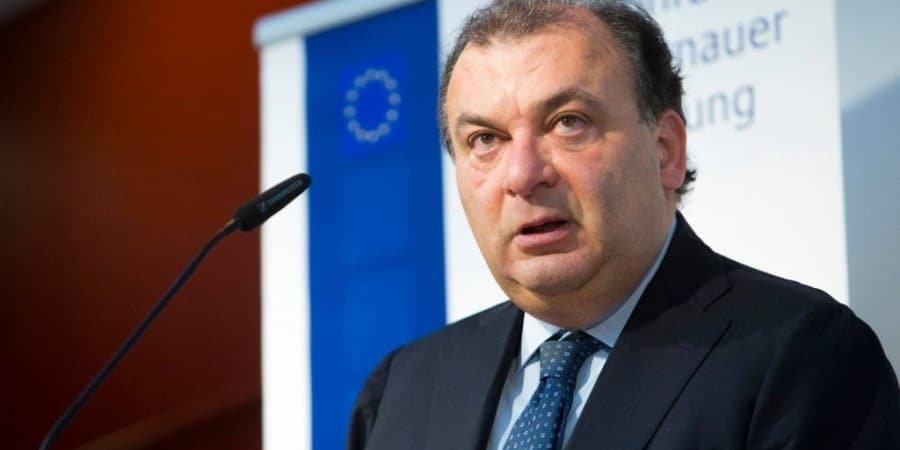 Gibilterra fuori dalla lista UE dei Paesi a rischio riciclaggio, Martusciello (PPE): “La sua economia basata sul gioco d’azzardo” Gibilterra fuori dalla lista UE dei Paesi a rischio riciclaggio, Martusciello (PPE): “La sua economia basata sul gioco d’azzardo”