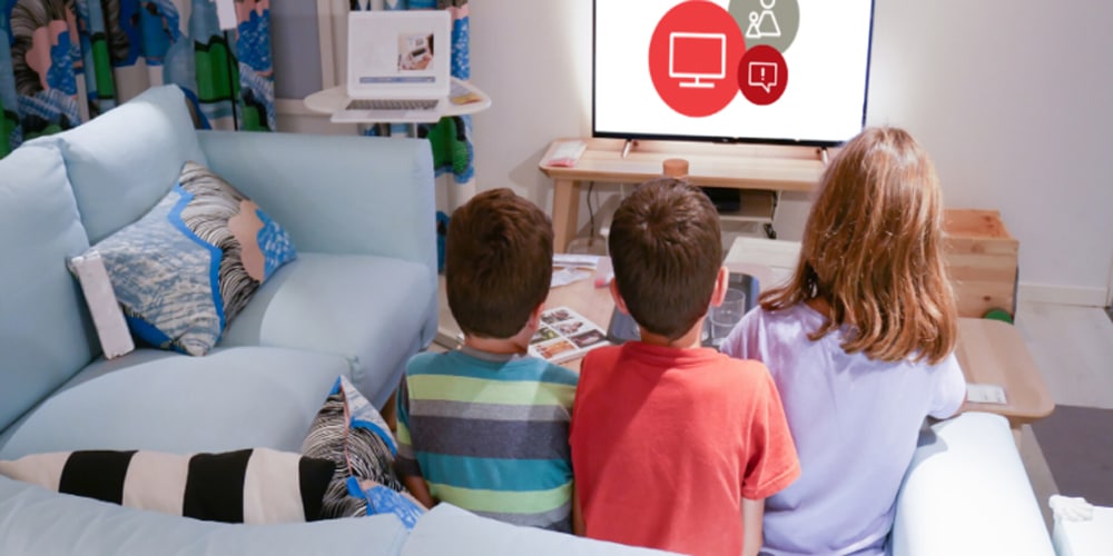 Un nuovo studio rivela che non ci sono legami evidenti tra il gioco infantile e il gioco d’azzardo da adulti Bambini in TV