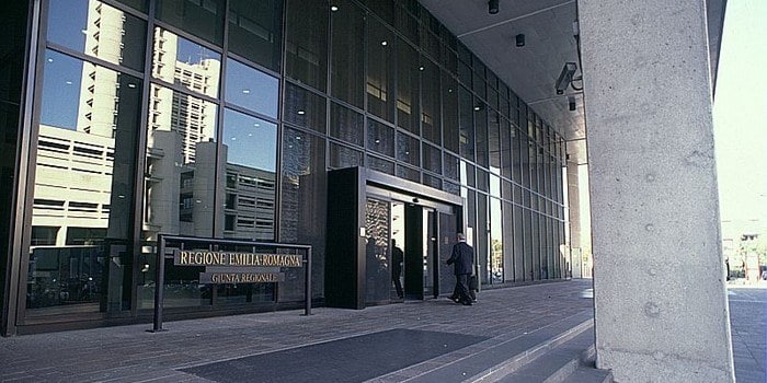 Emilia Romagna, approvate misure per ripresa attività economica e sociale. Niente da fare per Gibertoni (Misto) che chiedeva esclusione contributi a locali con slot Emilia Romagna
