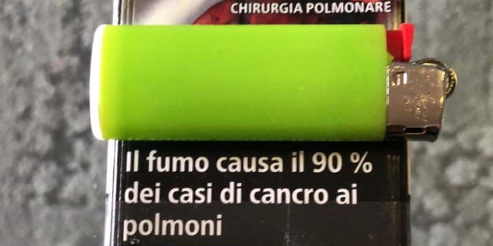 A TESTA ALTA. “Perchè l’accanimento contro il gioco legale non esiste anche per il tabacco?”. La lettera di Giuseppe, titolare sala bingo A TESTA ALTA. “Perchè l’accanimento contro il gioco legale non esiste anche per il tabacco?”. La lettera di Giuseppe, titolare sala bingo