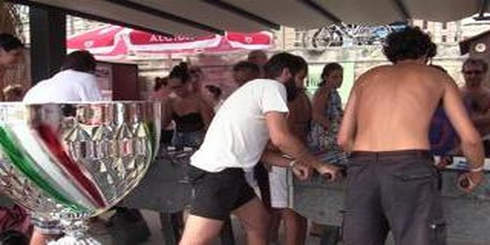 Vietati calciobalilla e videogames tra le regole per tornare in spiaggia Vietati calciobalilla e videogames tra le regole per tornare in spiaggia