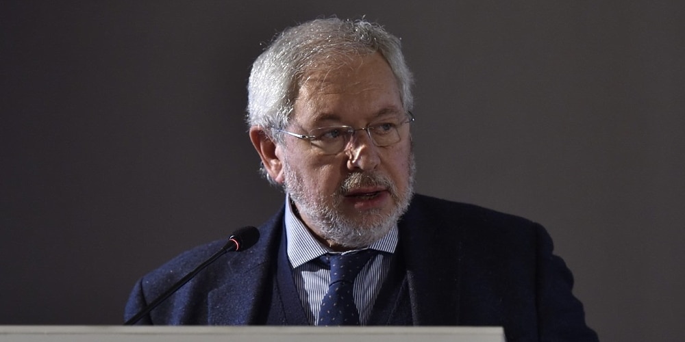 Baretta (Mef): “Il Casinò di Campione riaprirà” Baretta (Mef): “Il Casinò di Campione riaprirà”