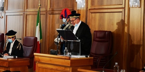 Lotteria scontrini, Corte dei Conti: “Adesione limitata e settoriale, al momento scarso successo dell’iniziativa” Lotteria scontrini, Corte dei Conti: “Adesione limitata e settoriale, al momento scarso successo dell’iniziativa”