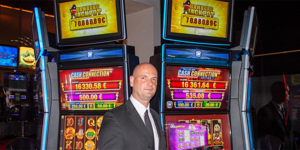 Spielbank Hamburg, il nuovo CASH CONNECTION ™ Edition 1 di NOVOMATIC in tutte e quattro le sedi del casinò Frank Herrmann, Operations Manager Casinos Esplanade e Mundsburg