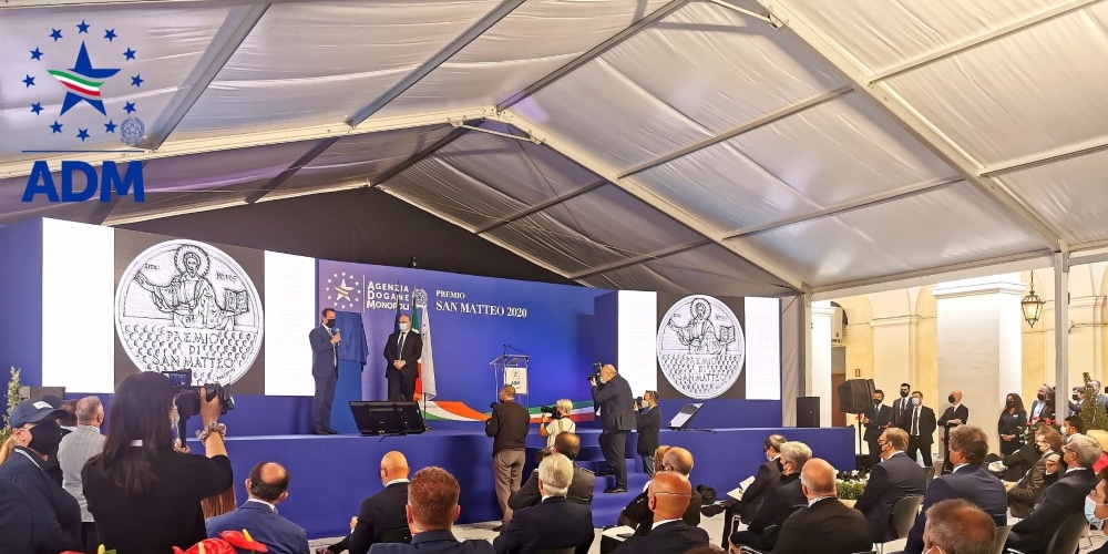 Adm, svolta la cerimonia per il Premio San Matteo: riconoscimento a circa 100 funzionari scelti per il proprio impegno (video) Adm, svolta la cerimonia per il Premio San Matteo: riconoscimento a circa 100 funzionari scelti per il proprio impegno (video)