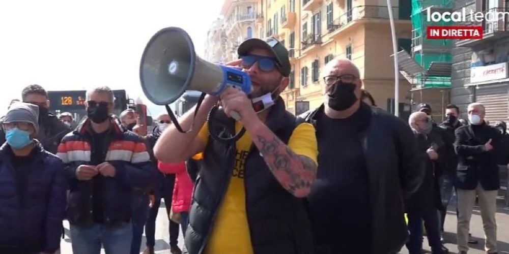 Napoli. Gli operatori del gioco legale tornano in piazza a protestare Napoli. Gli operatori del gioco legale tornano in piazza a protestare