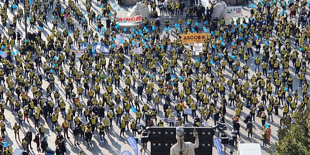 Manifestazione giochi a Torino, Gaetano (Admiral): “Arriveremo da Alessandria a piedi, speriamo si accorgano di noi. La situazione è drammatica, legge piemontese va cambiata” Manifestazione giochi a Torino, Gaetano (Admiral): “Arriveremo da Alessandria a piedi, speriamo si accorgano di noi. La situazione è drammatica, legge piemontese va cambiata”
