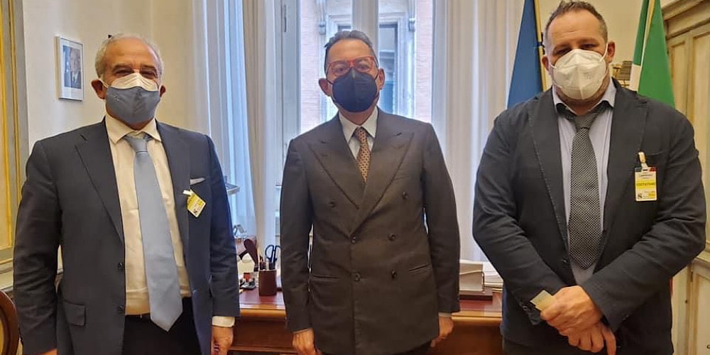Chiacchio (GiocareItalia) incontra il sen. Pittella (PD): “Il settore del gioco legale in grande sofferenza. Servono misure urgenti” Chiacchio (GiocareItalia) incontra il sen. Pittella (PD): “Il settore del gioco legale in grande sofferenza. Servono misure urgenti”