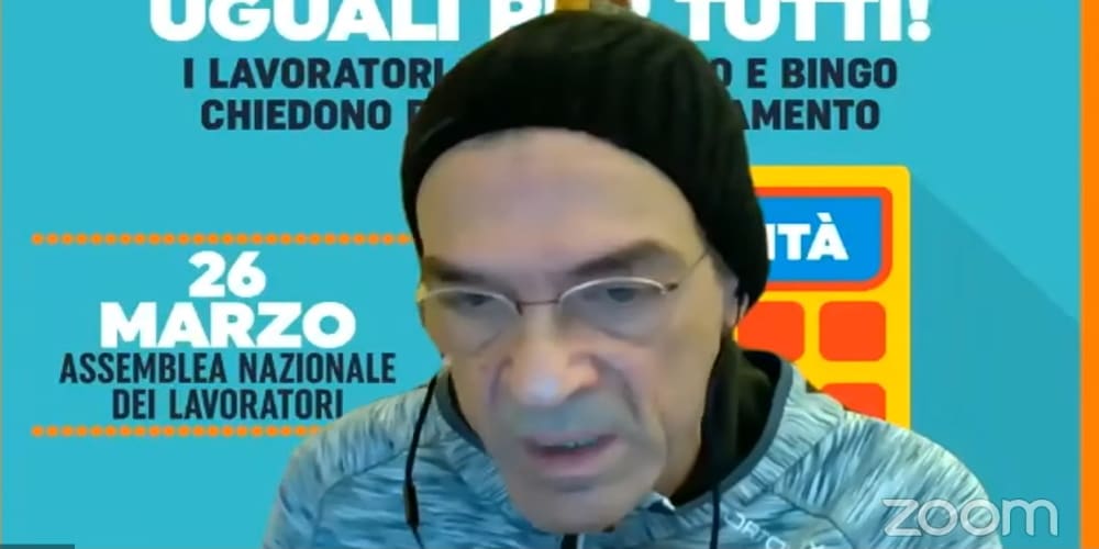 Gioco legale, oltre 1000 persone all’assemblea generale dei lavoratori: “Non vogliamo più essere ignorati”. Proietti (Uiltucs): “Basta discriminazioni” (diretta) Gioco legale, oltre 1000 persone all’assemblea generale dei lavoratori: “Non vogliamo più essere ignorati”. Proietti (Uiltucs): “Basta discriminazioni” (diretta)