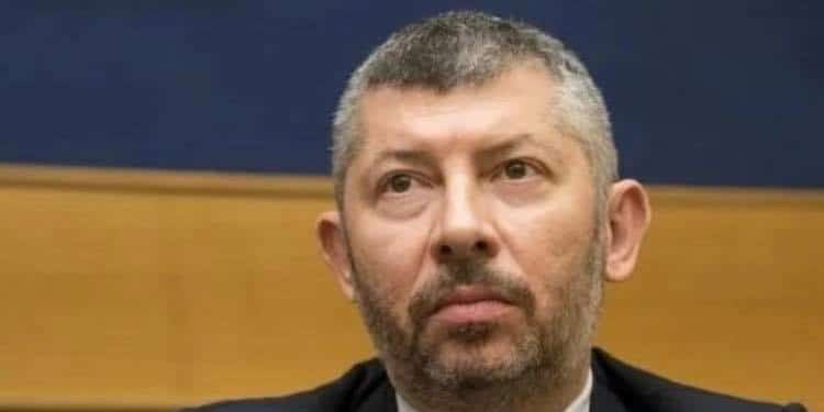 Corse clandestine di cavalli e scommesse illegali a Messina, Scalfarotto (Sottosegretario Interno): “Costante attenzione Forze di Polizia” Corse clandestine di cavalli e scommesse illegali a Messina, Scalfarotto (Sottosegretario Interno): “Costante attenzione Forze di Polizia”