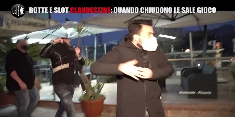 Le Iene: sale da gioco chiuse con la pandemia? Criminalità e bische clandestine fanno affari (VIDEO) Le Iene: sale da gioco chiuse con la pandemia? Criminalità e bische clandestine fanno affari (VIDEO)