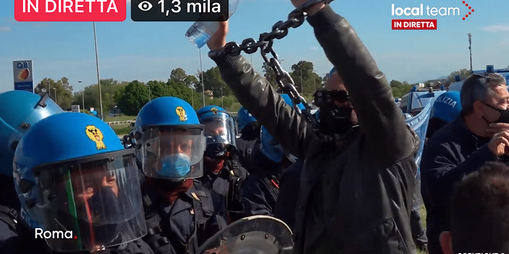 Giochi. Protesta degli operatori a Roma: “Non ci muoviamo da qui, vogliamo una data di riapertura” Giochi. Protesta degli operatori a Roma: “Non ci muoviamo da qui, vogliamo una data di riapertura”