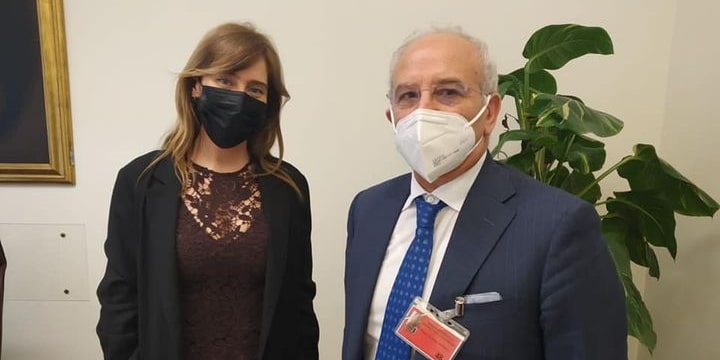 Chiacchio (Giocare Legale) incontra l’On. Boschi: “Da Italia Viva massimo sostegno a settore, la priorità è riapertura attività” Chiacchio (Giocare Legale) incontra l’On. Boschi: “Da Italia Viva massimo sostegno a settore, la priorità è riapertura attività”