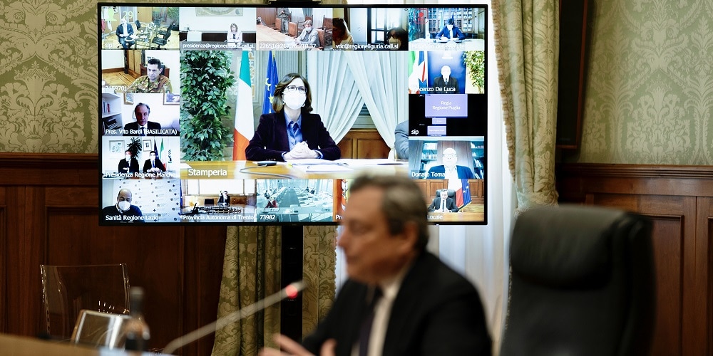 Obbligo Green Pass esteso anche alle aziende? Oggi da Draghi le prime indicazioni Obbligo Green Pass esteso anche alle aziende? Oggi da Draghi le prime indicazioni