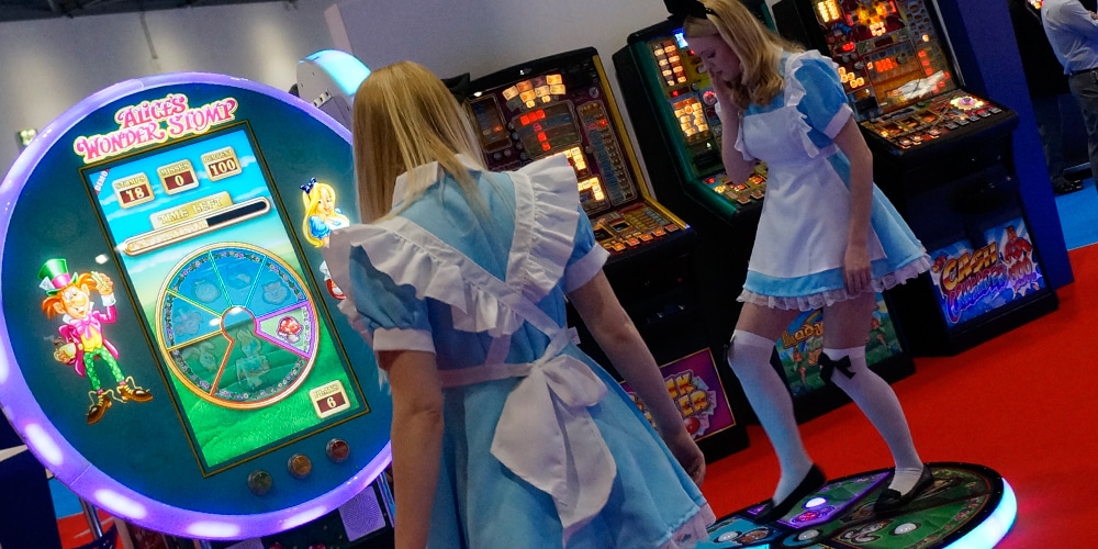 Giochi senza vincita in denaro: ecco l’elenco degli apparecchi che non necessitano di verifica di conformità Alice nel Paese delle meraviglie