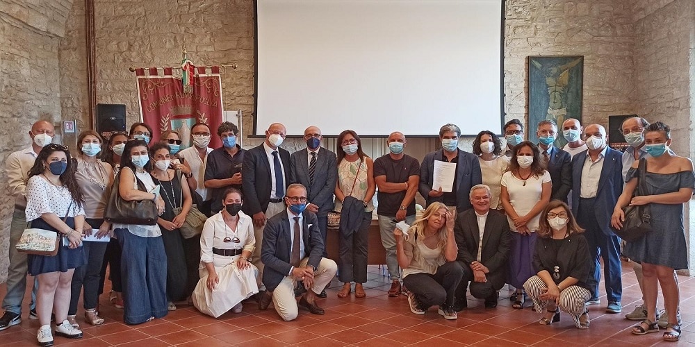 Ruvo di Puglia. Comune, Sapar e associazioni siglano Protocollo d’intesa per la prevenzione e il contrasto al gioco d’azzardo patologico Ruvo di Puglia. Comune, Sapar e associazioni siglano Protocollo d’intesa per la prevenzione e il contrasto al gioco d’azzardo patologico