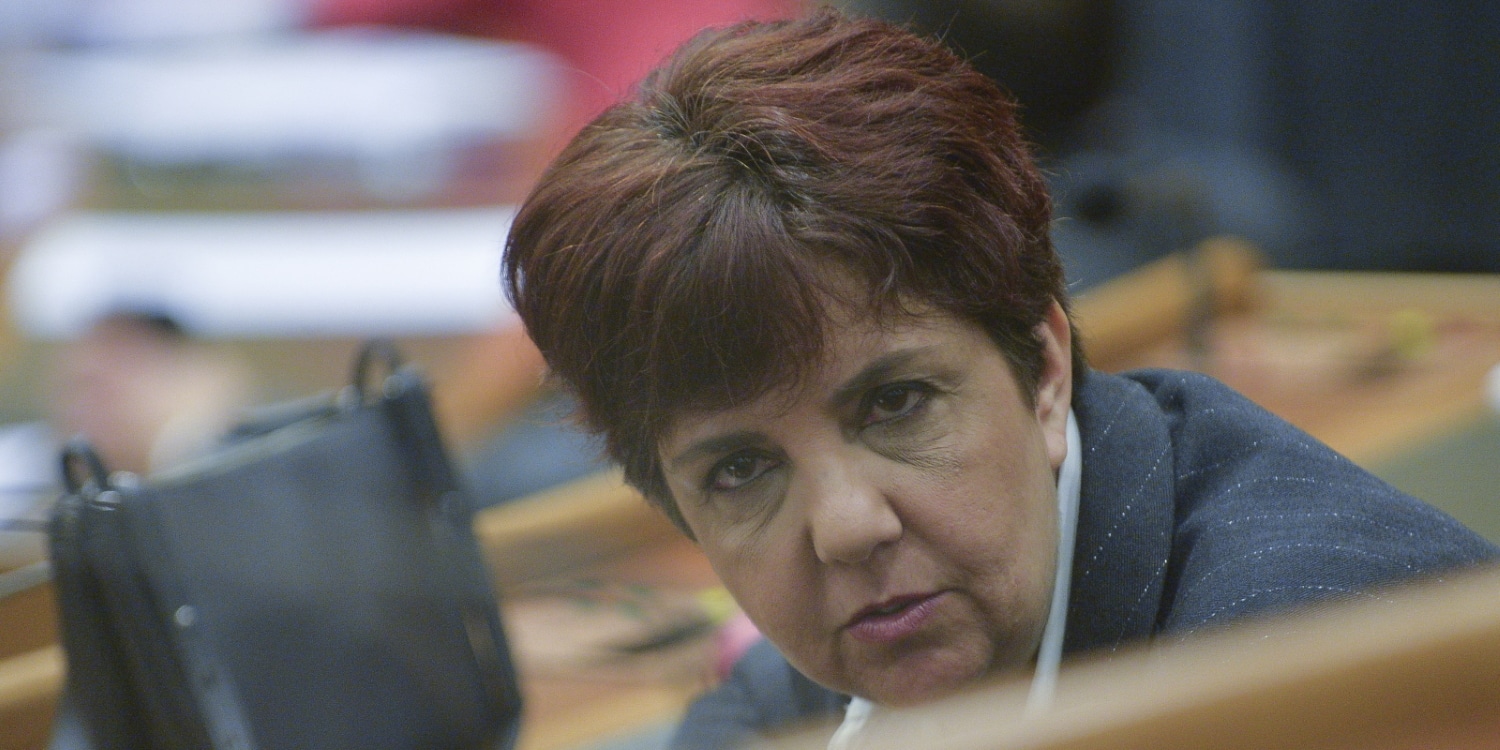 Lazio, la consigliera De Vito lascia il M5S: “Non voglio essere accostata al favore concesso con la proroga ai gestori delle slot” Francesca De Vito