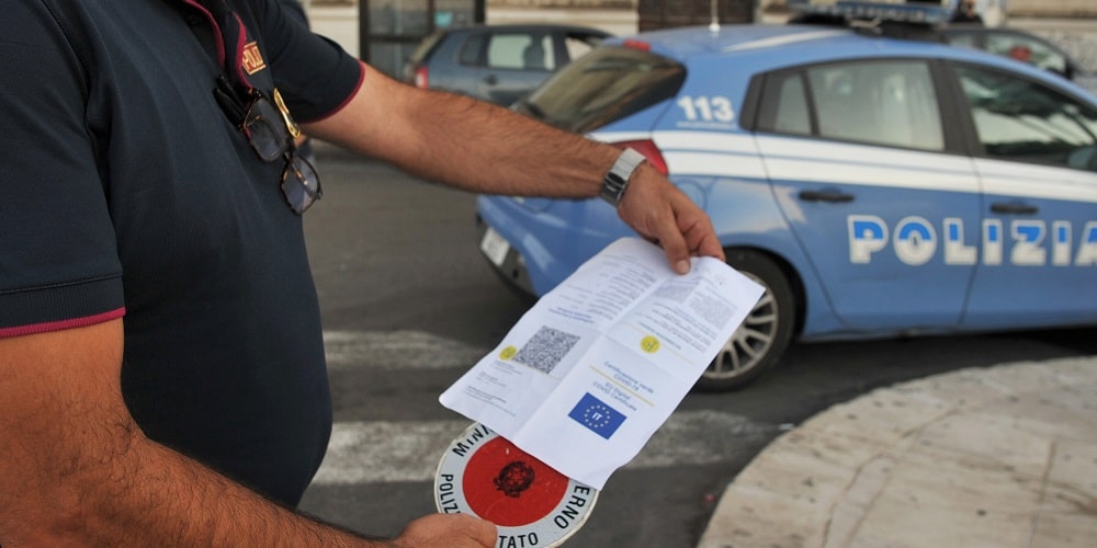 Foggia: cliente in sala scommesse senza green pass, multa per lui e il titolare imagoeconomica controlli green pass